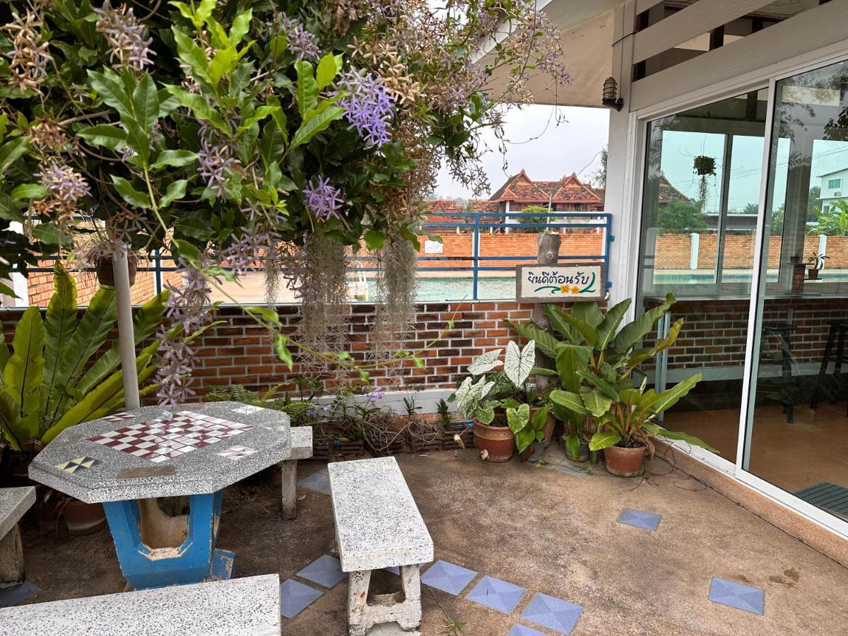 Mae Chaem Hotel And Resort Экстерьер фото